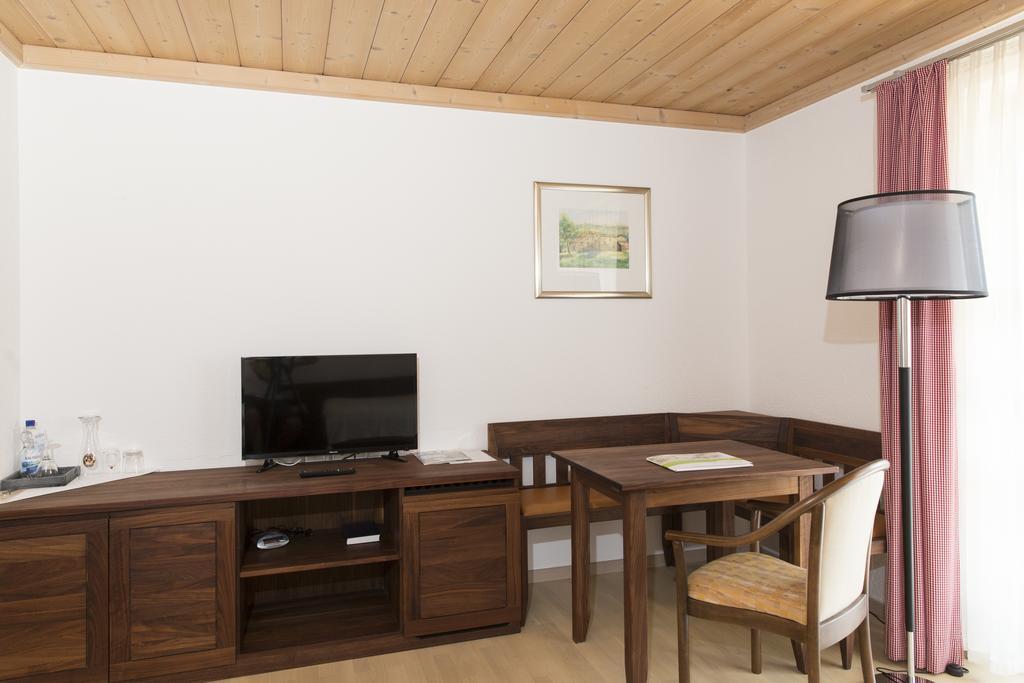 Landhotel Groenenbach Бад-Грёненбах Экстерьер фото